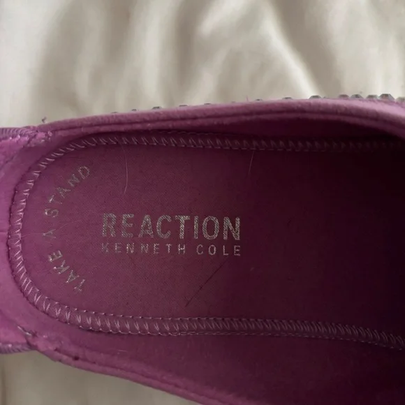 Kenneth Cole Slip On Sneakers - Picture 2 of 5